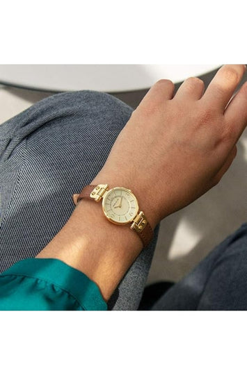 Women's Analog Watch with Leather Strap