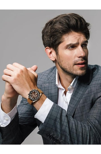 Men's Analog Quartz Chronograph Watch with Leather Strap