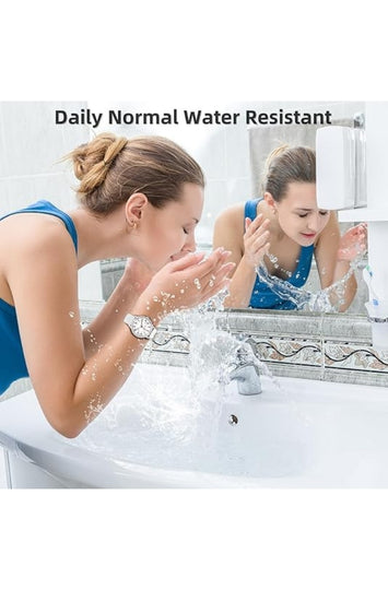 Women's Analog Quartz Watch with Silicone Strap and Luminous Dial